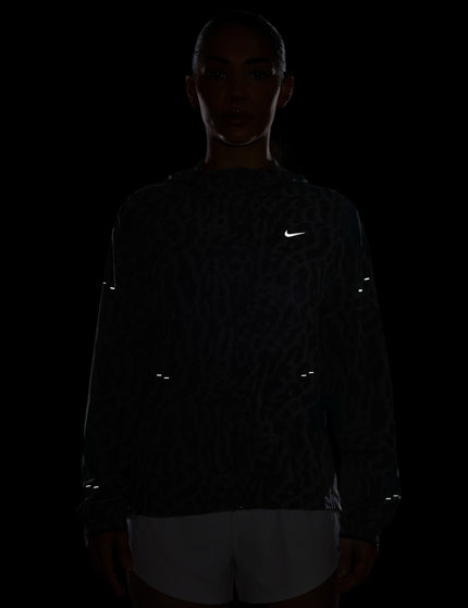 Nike Swift Dri-FIT Running Jacket - Black/Anthracite/Reflective Silverimages4- The Sports Edit