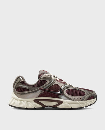 V5 RNR Shoes - White/Black/Metallic Silver