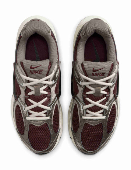 Nike V5 RNR Shoes - Burgundy Crush/Black/College Greyimages6- The Sports Edit