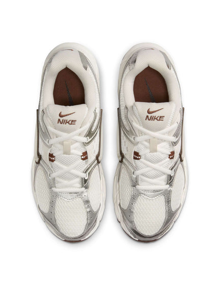 Nike V5 RNR Shoes - Sail/Light Orewood Brown/Fauna Brown/Phantomimages4- The Sports Edit