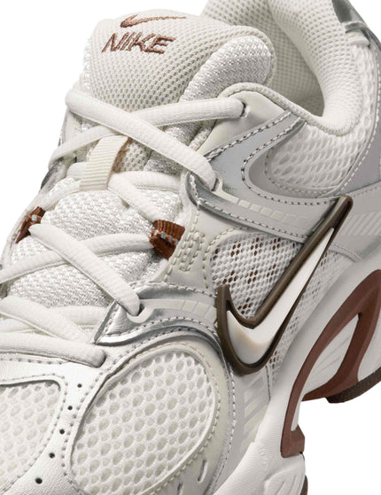 Nike V5 RNR Shoes - Sail/Light Orewood Brown/Fauna Brown/Phantomimages7- The Sports Edit