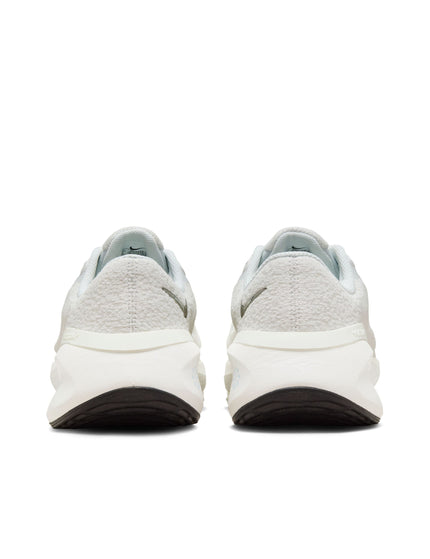 Nike Versair Premium Shoes - Summit White/Sail/Black/Metallic Silverimages3- The Sports Edit