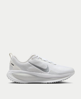Vomero 18 Running Shoes - Black/Dark Smoke Grey/Light Smoke Grey