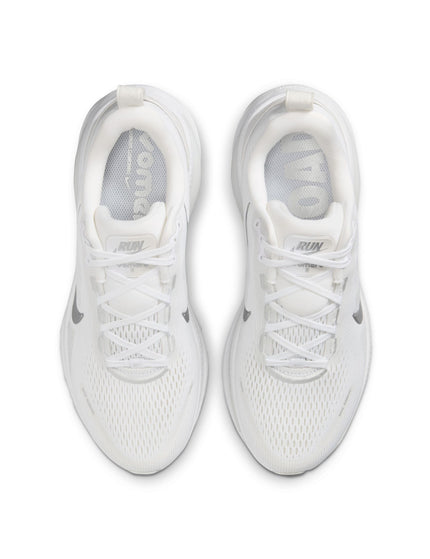 Nike Vomero 18 Running Shoes - White/Metallic Silver/Photon Dustimages4- The Sports Edit