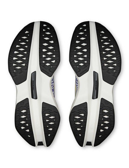 ON Running Cloudboom Max - White/Juniperimages5- The Sports Edit