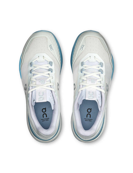 ON Running The Roger Advantage Pro - White/Chambrayimages4- The Sports Edit