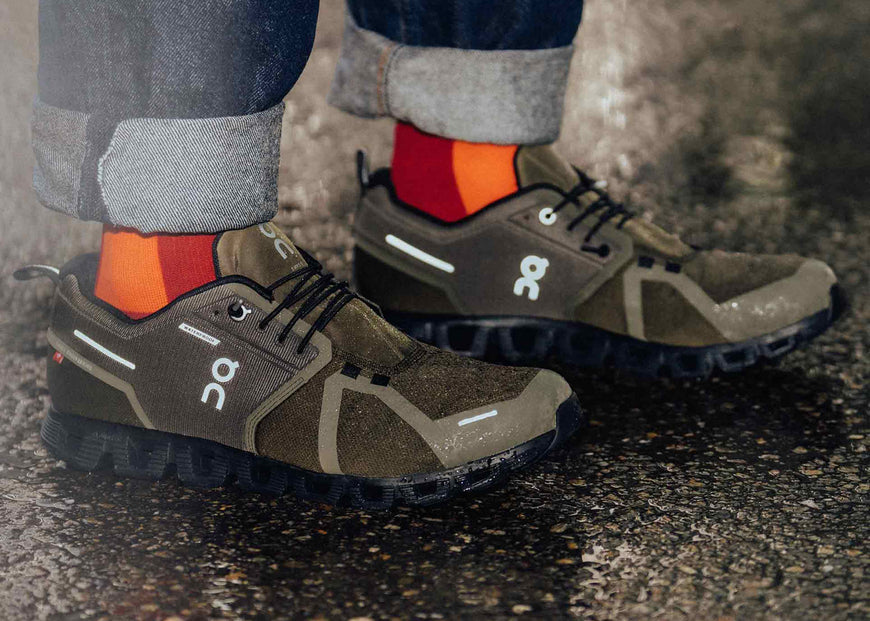 On Running Waterproof Shoes: Review & Guide