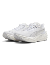 PUMA | Deviate NITRO 4 Running Shoes - White/Grey | The Sports Edit