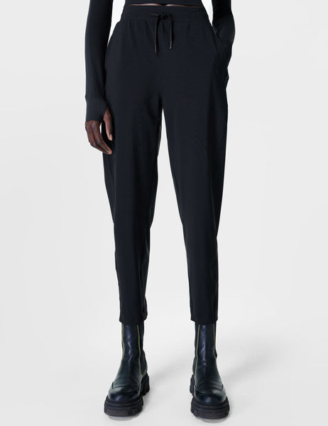 thumbnail image 2 of Sweaty Betty Explorer 25 Capri Trousers – Women’s Lightweight, Black, Size L, Cropped 2 of 5