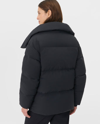 Nimbus Cloud Short Puffer - Black