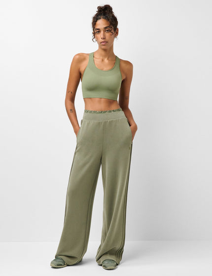 Sweaty Betty Stamina Seamless Sports Bra - Bracken Greenimages4- The Sports Edit
