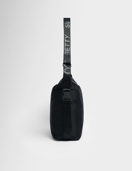Sweaty Betty Strive Tote - Blackimages4- The Sports Edit