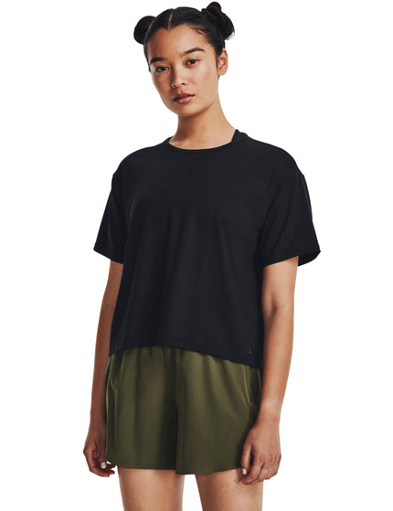 Under Armour Motion Short Sleeve - Black/Jet Greyimages1- The Sports Edit