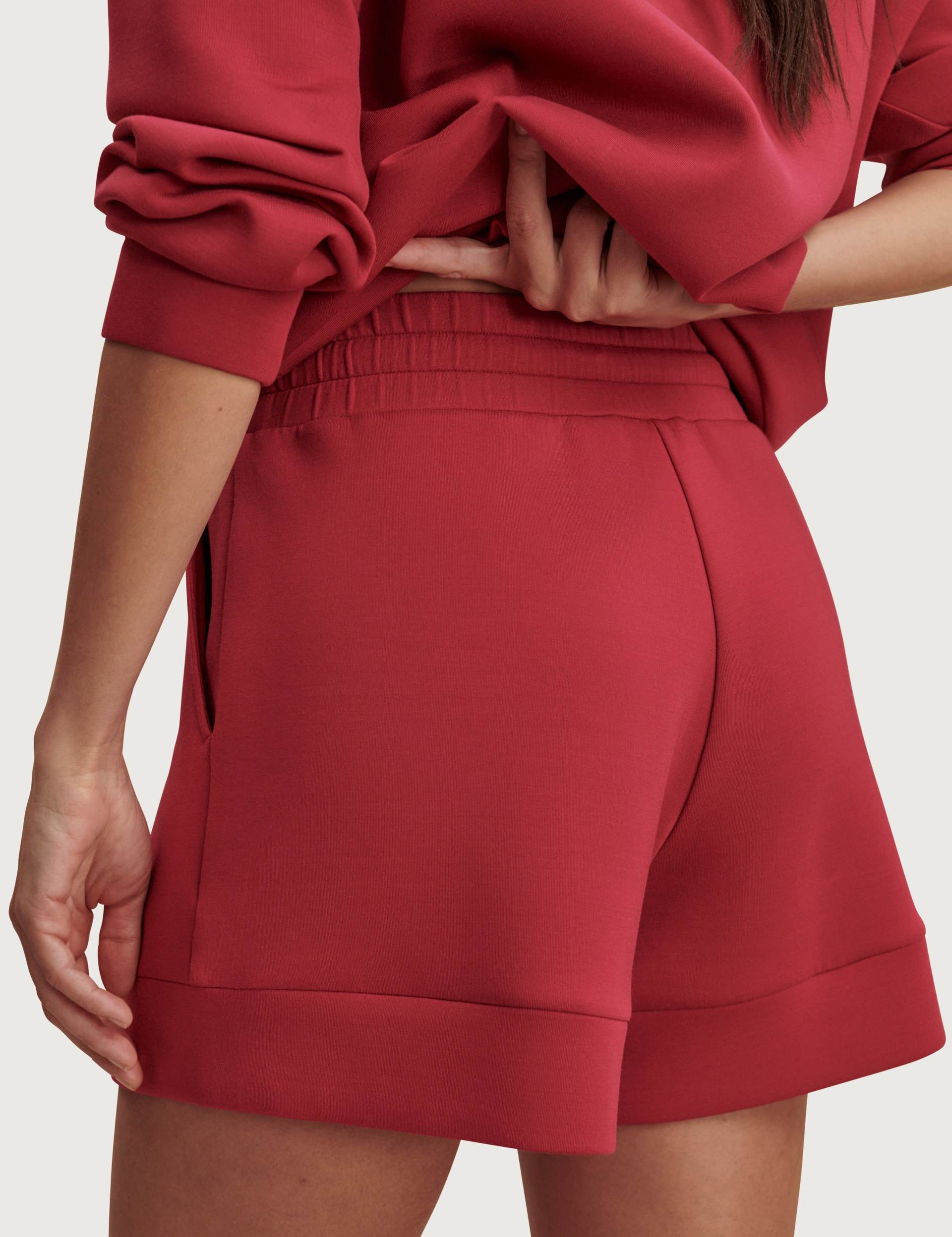 Varley | Atrium Waisted Short 4.5