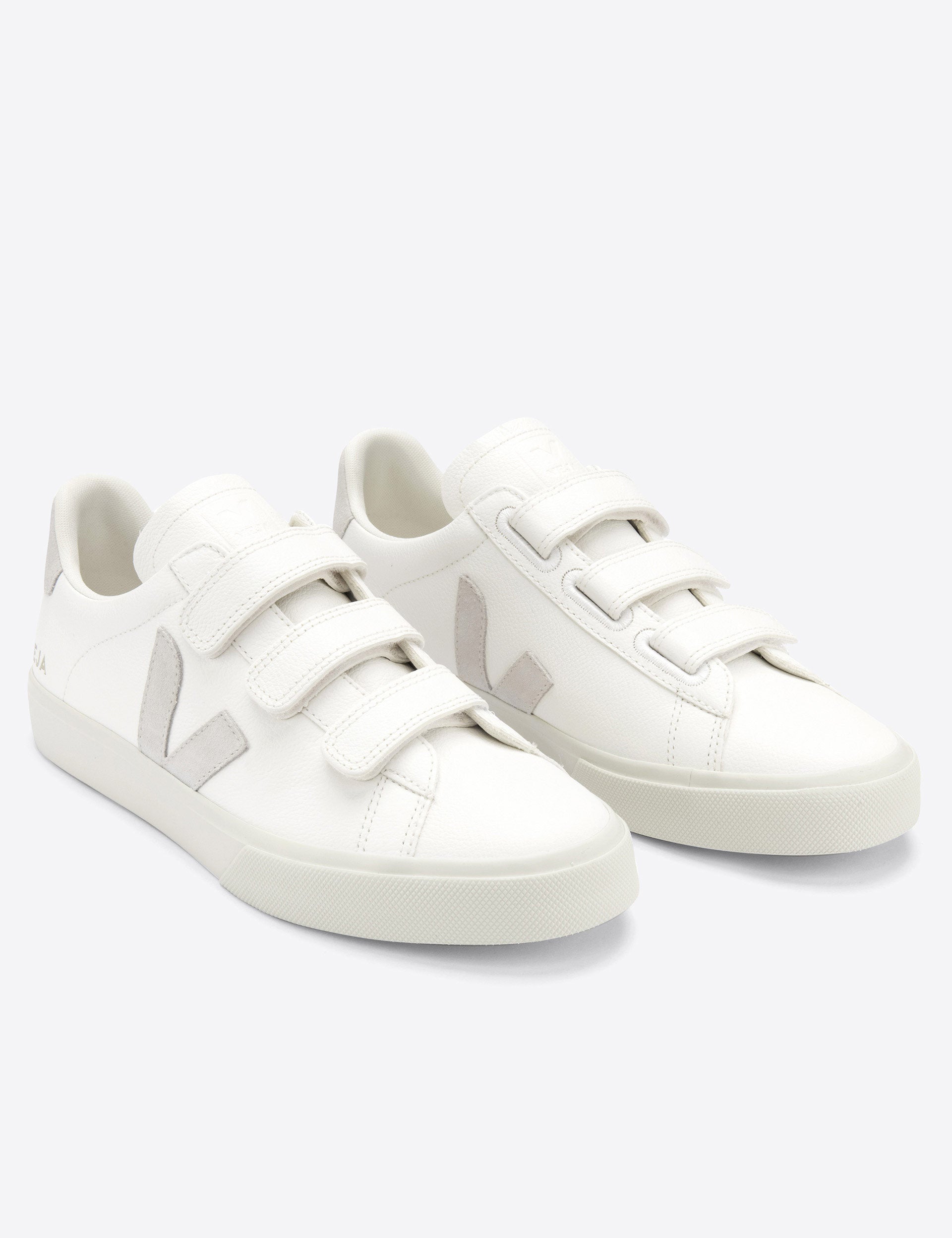 Veja Recife Leather Trainers White Natural The Sports Edit