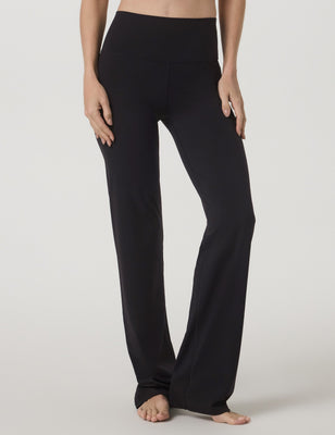 AllTheFeels Straight Leg - Black