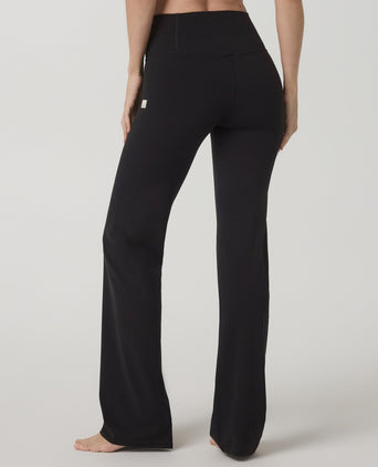 AllTheFeels Straight Leg - Black