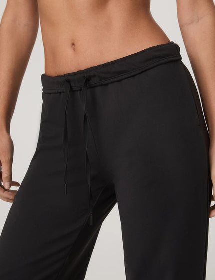 Vuori Halo Modern Straight Leg Pant - Solid Blackimages3- The Sports Edit