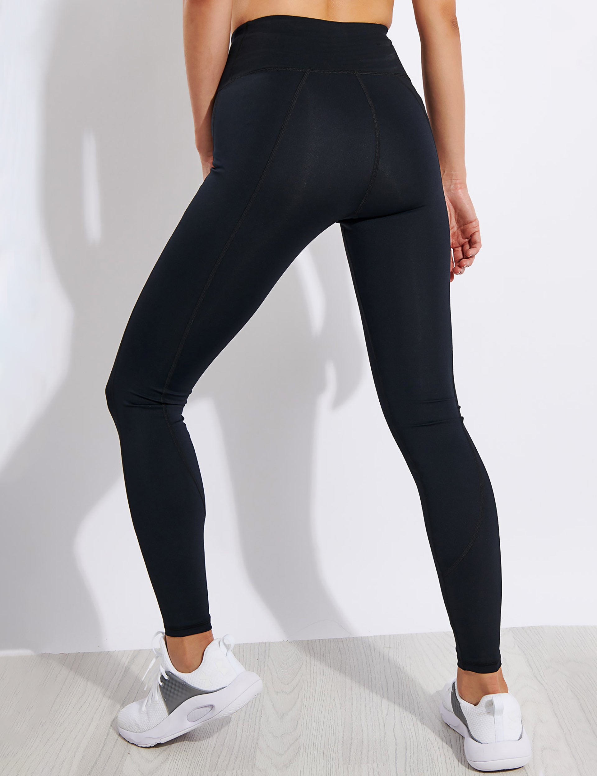 Under Armour Leggings No Slip Waistband: Do They Truly Stay Up?