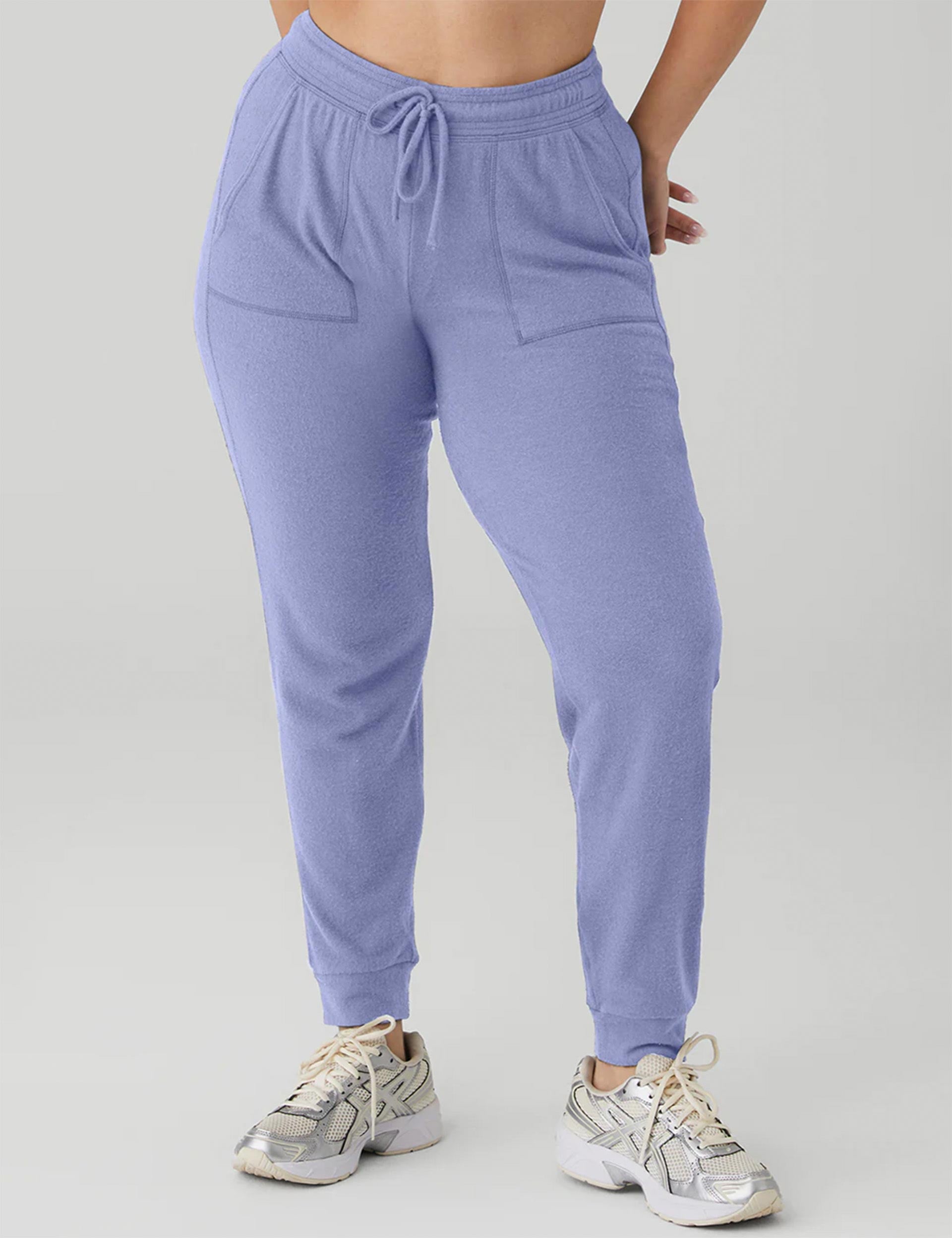 Alo Yoga Soho Sweatshirt & Soho Jogger Pants