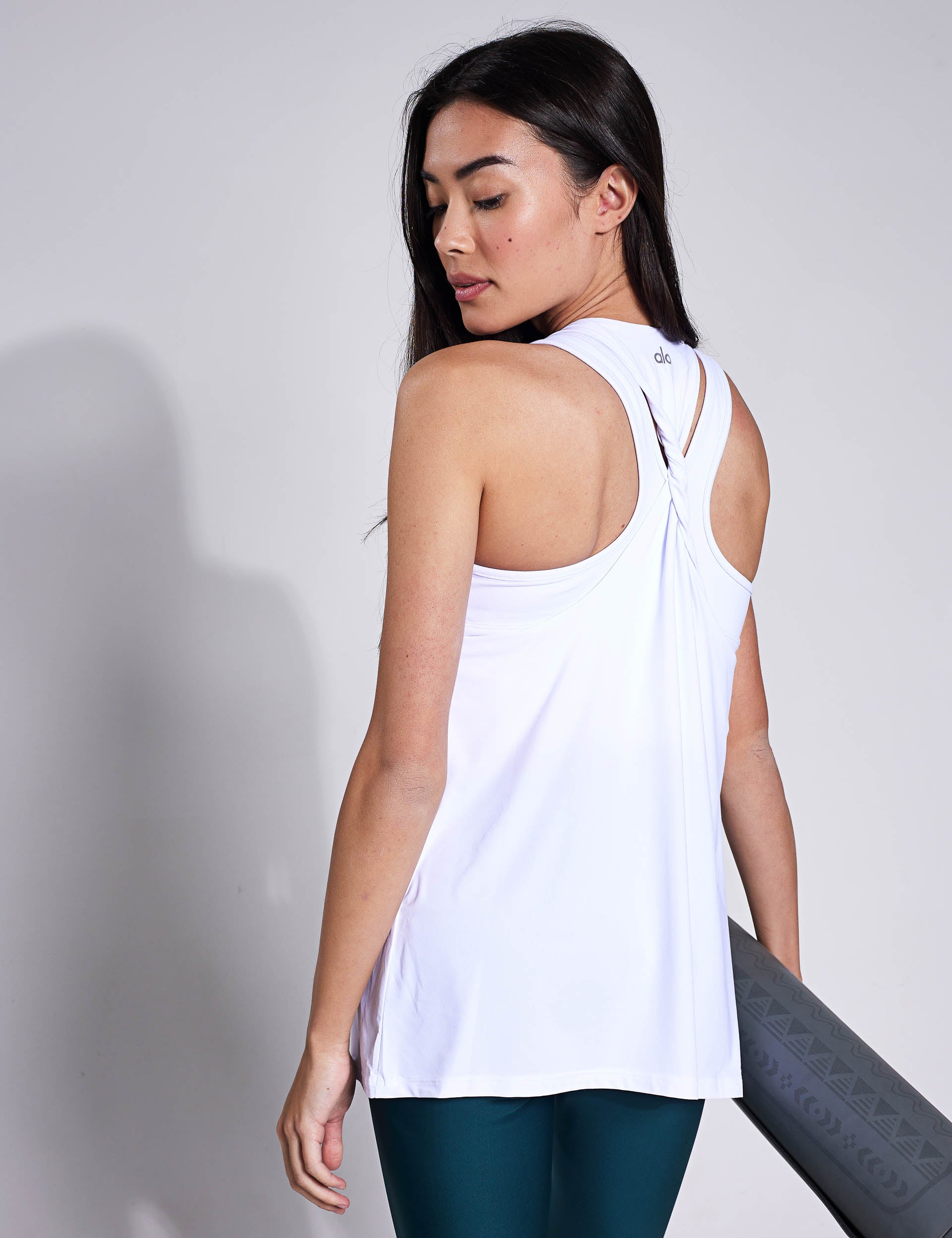 Alo Yoga Don't Get It Twisted Tank - Whiteimages2- The Sports Edit