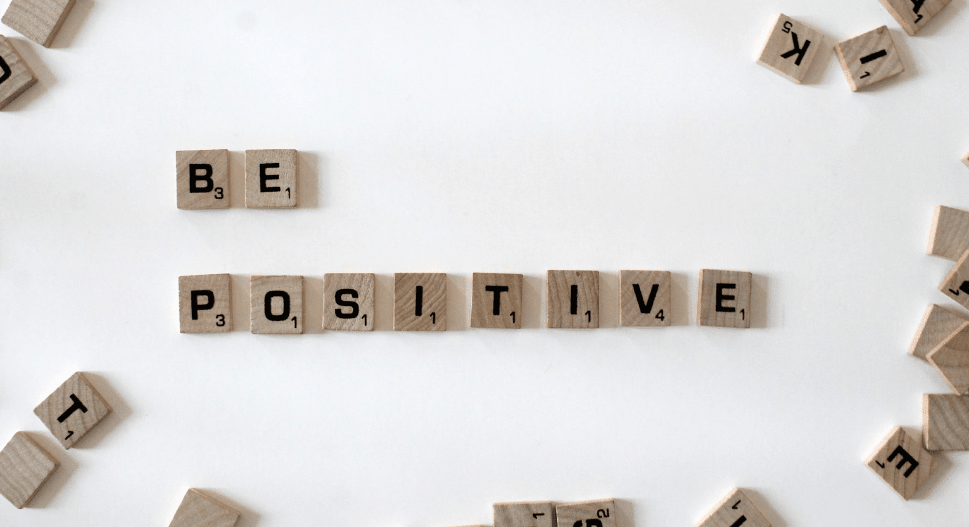 how to be more positive in everyday life