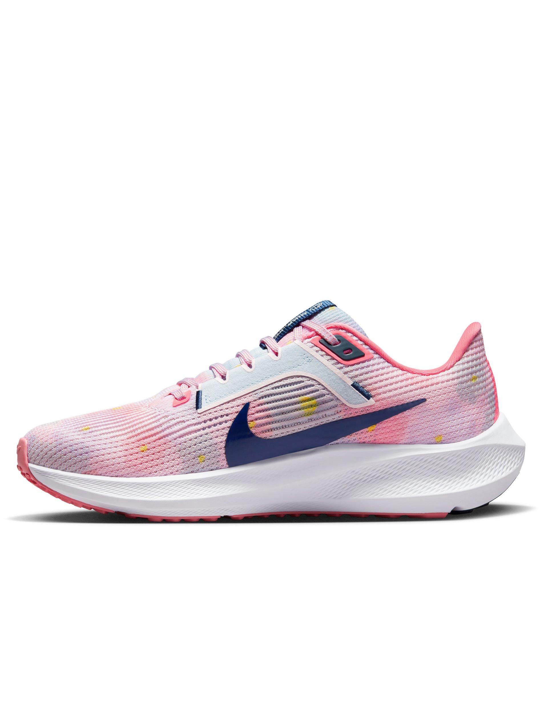 Nike Pegasus 40 Premium Shoes - Pearl Pink/Coral Chalk/White/Midnight Navyimages2- The Sports Edit